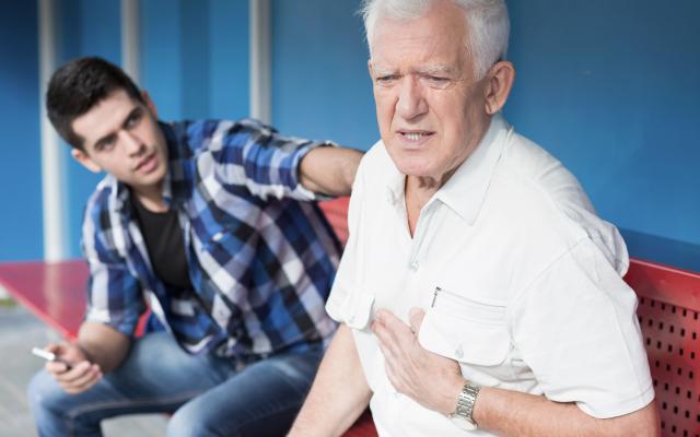 Enfermo de pericarditis