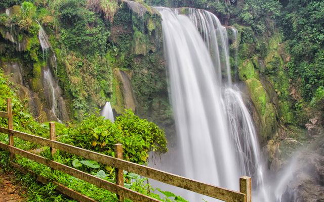 Pulhapanzak falls, Honduras