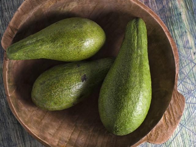 Aguacates, ejemplo de alimento para una alimentación antiinflamatoria